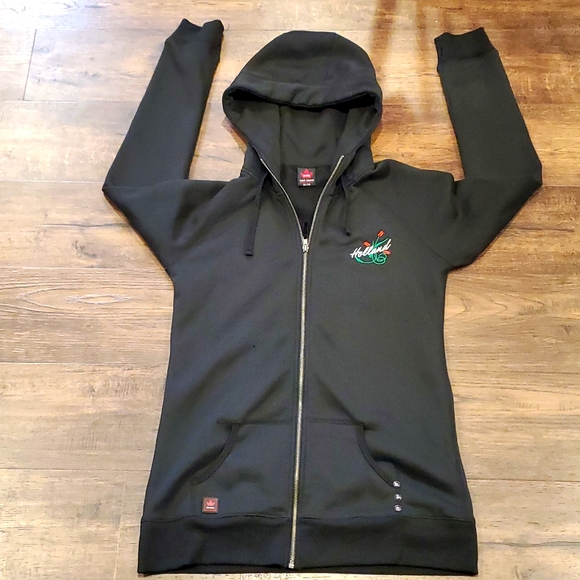 Black Long Sleeve "Holland" Hoodie - Picture 3 of 10